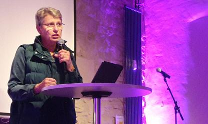 Göttingens Oberbürgermeisterin Petra Broistedt würdigt die Leistungen der Göttinger Aidshilfe über 40 Jahre